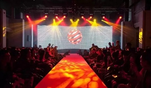 ZeVaﷲ2017 Red Dot ٵǇ(gu)HO(sh)Ӌ(j)_(ti)p!